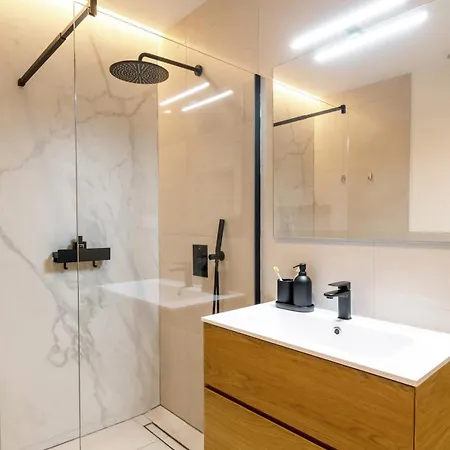 Stylish Ground Floor With Lots Of Comfort Appartement Valence
